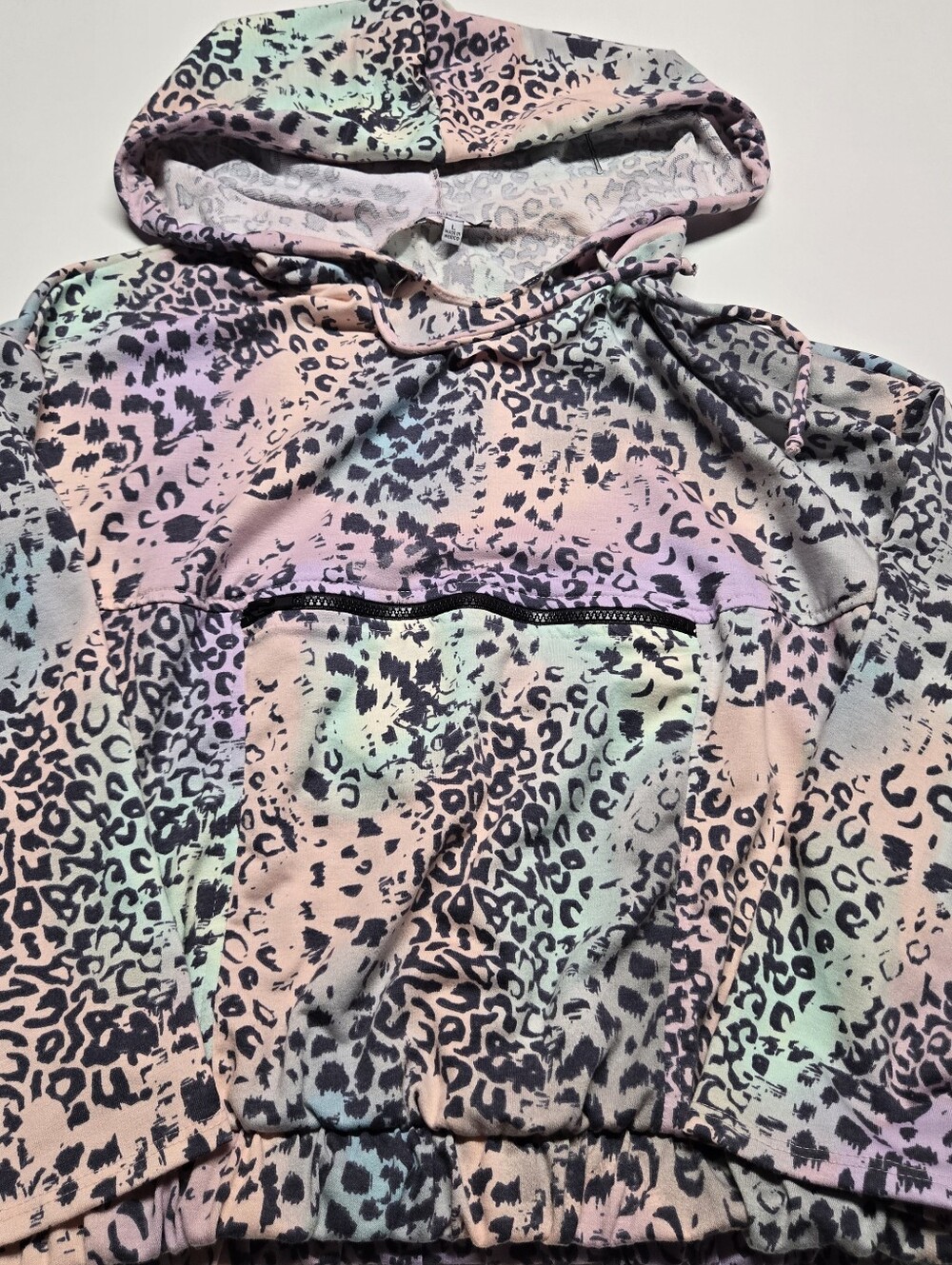 White Birch Pastel Leopard Print Hoodie Womens size L